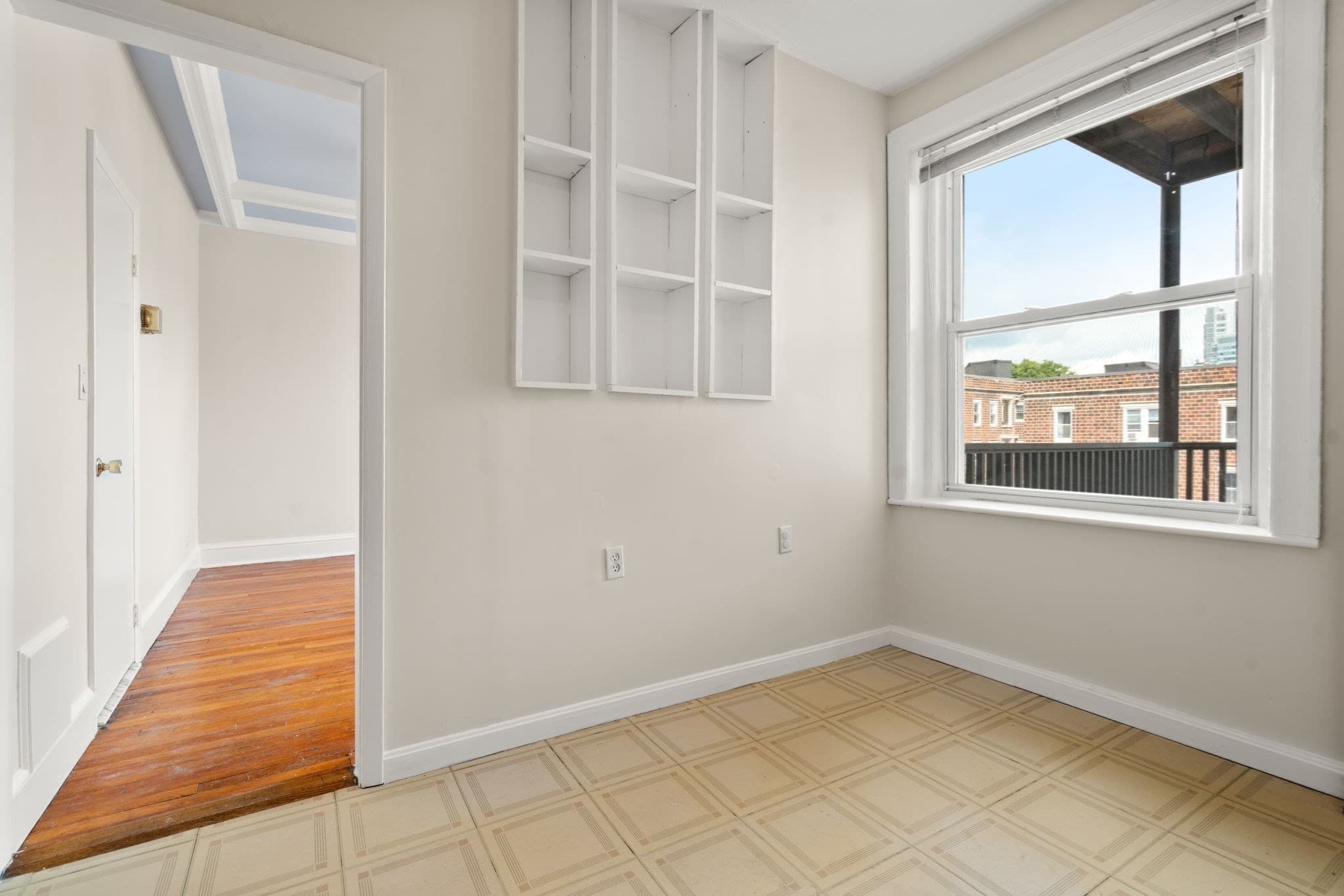 Condominium at 61 Thatcher St # 5A, Brookline MA 02446, Brookline, photo 10 of 15