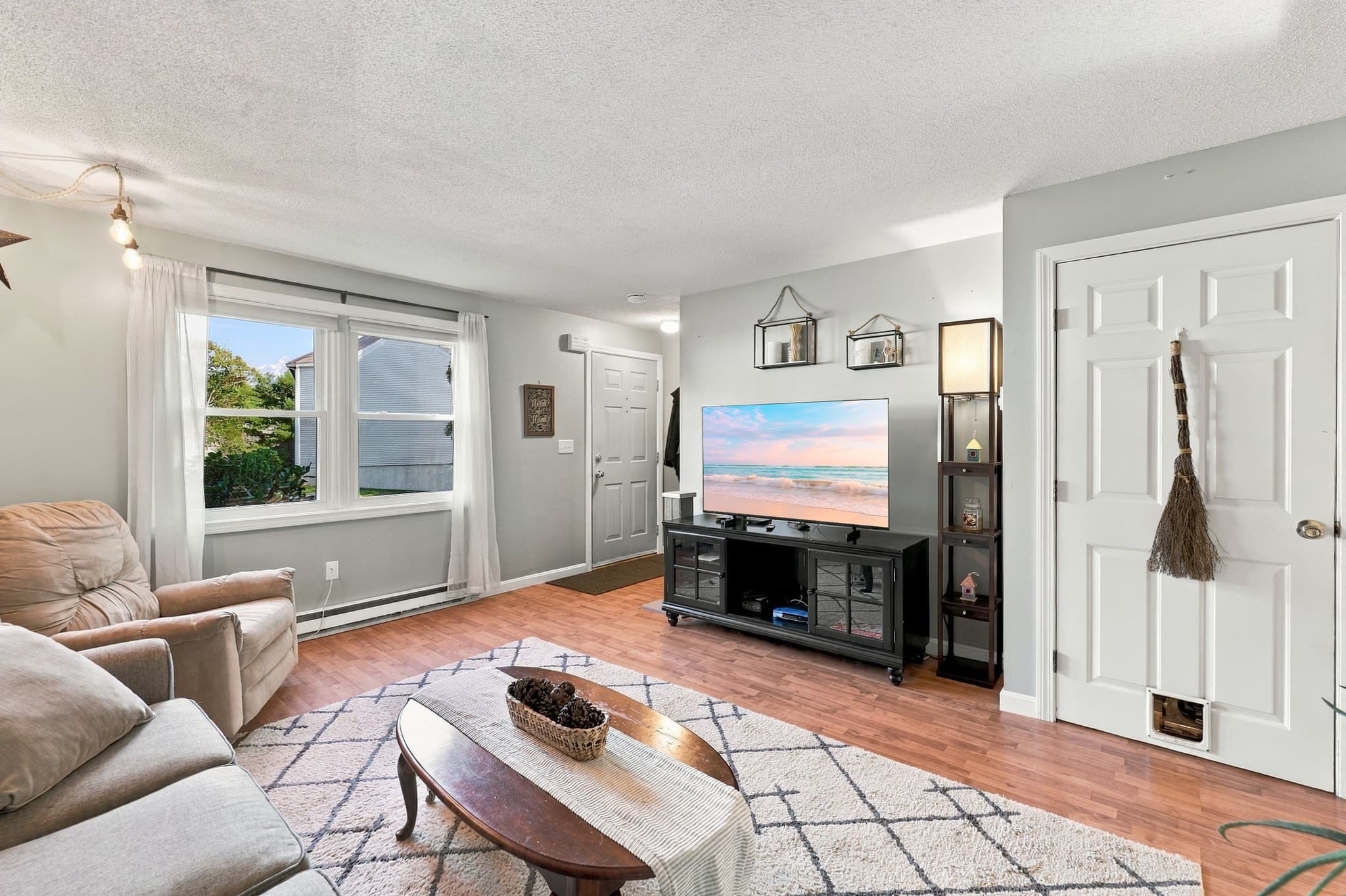 Condominium at 20 Banner Pl # C2, Winchendon MA 01475, Winchendon, photo 3 of 32