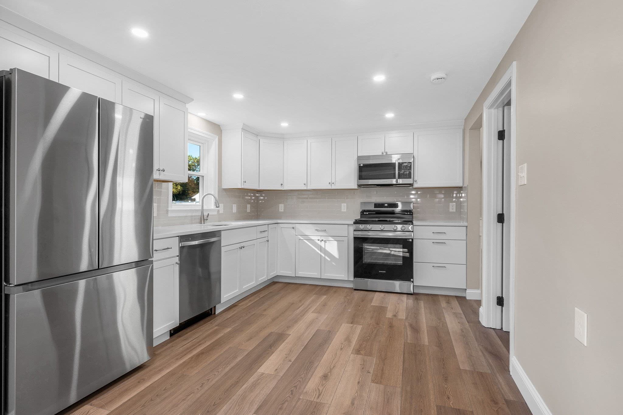 Single Family Residence at 6 Bacon Street, Pepperell MA 01463, Pepperell, photo 3 of 32