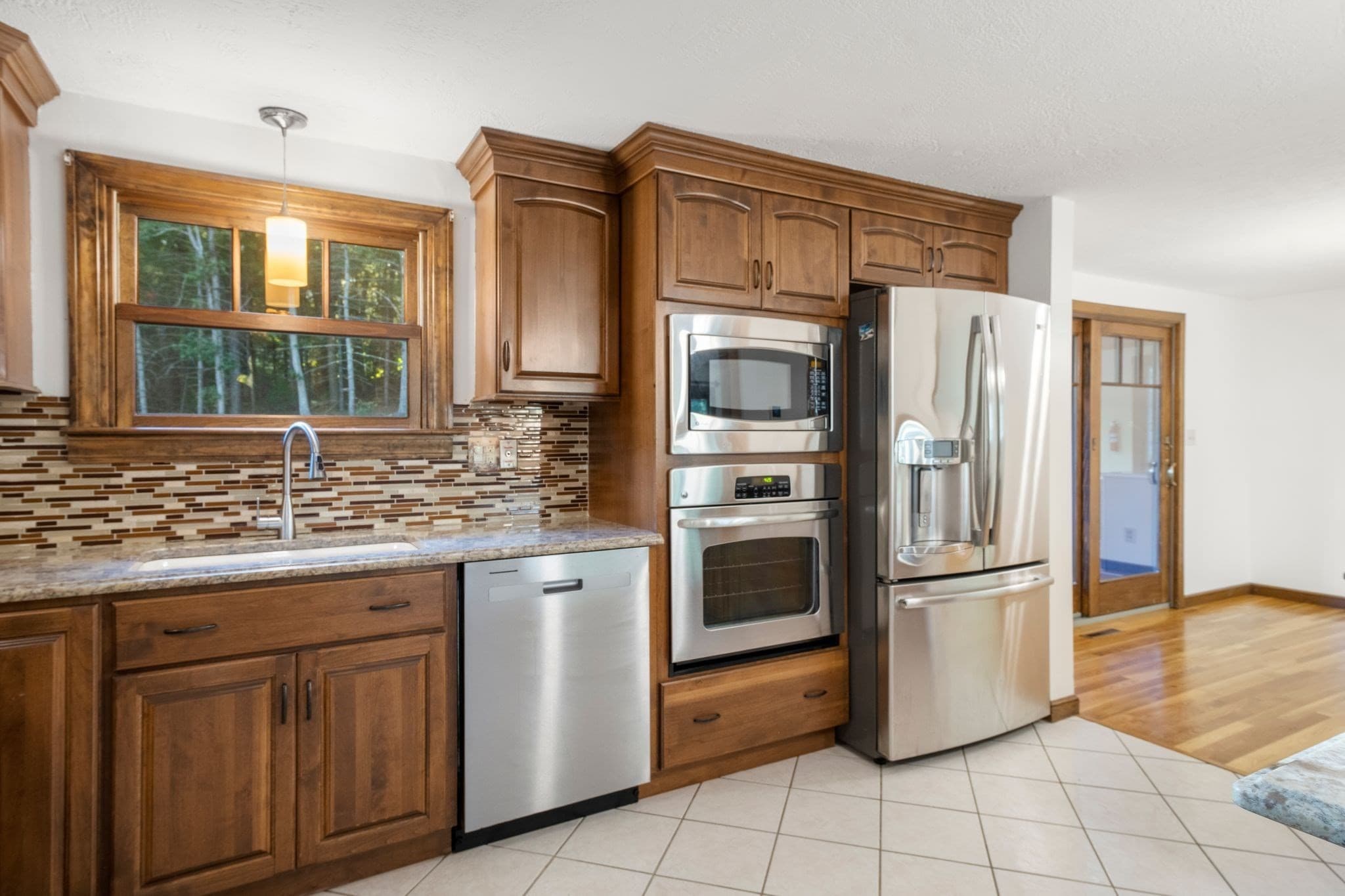 Single Family Residence at 211 Clark Rd, Plymouth MA 02360, Plymouth, photo 6 of 42