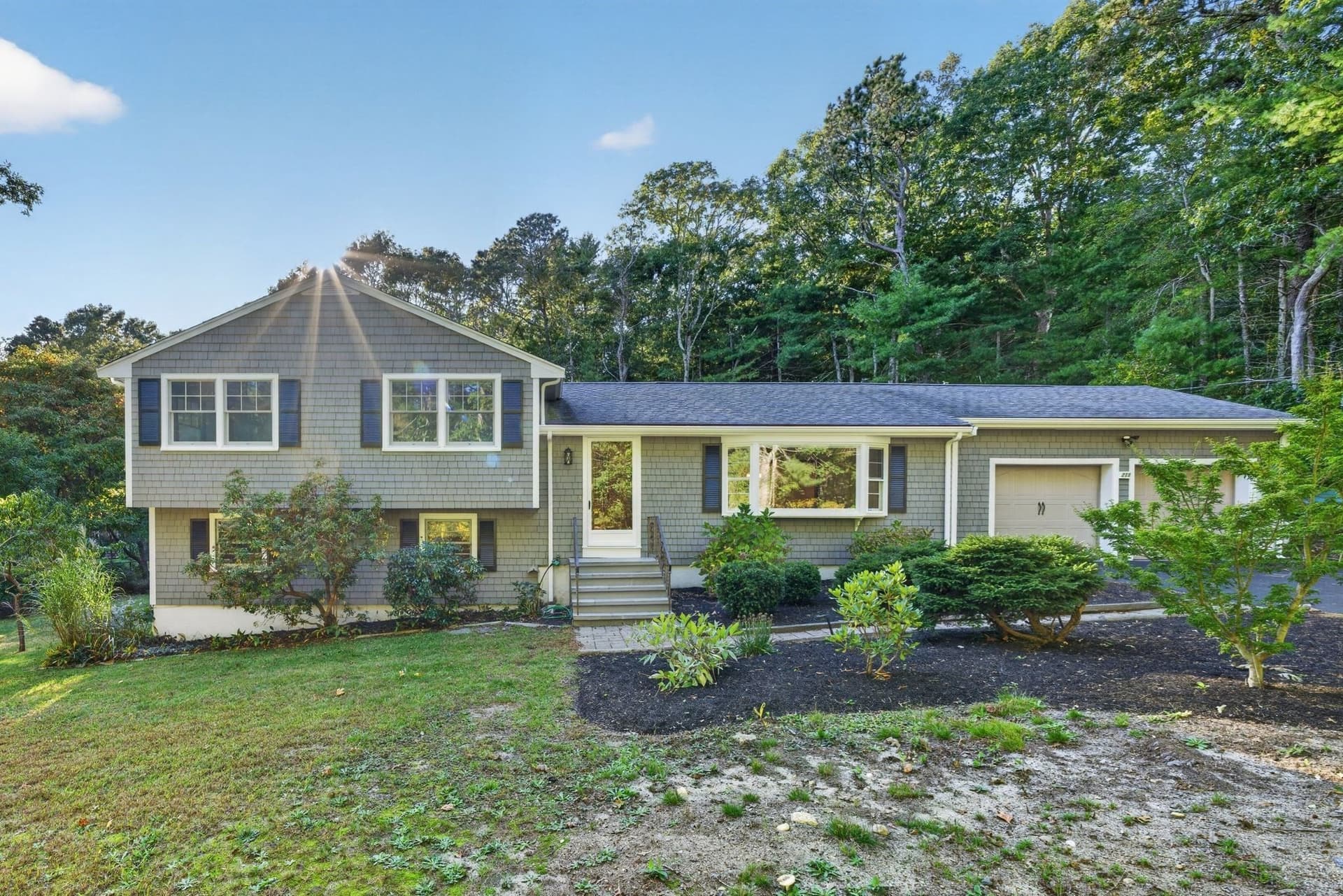 211 Clark Rd, Plymouth MA 02360