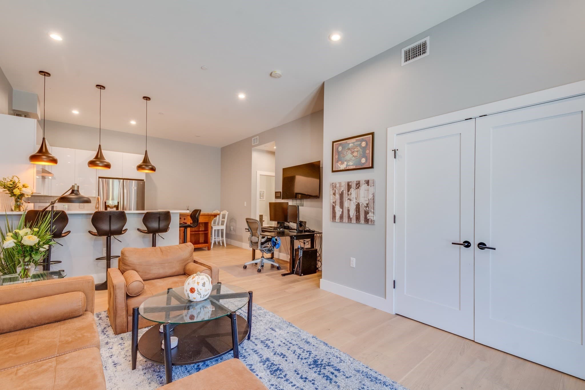Condominium at 60 Cross St E # 106, Somerville MA 02145, Somerville, photo 6 of 27