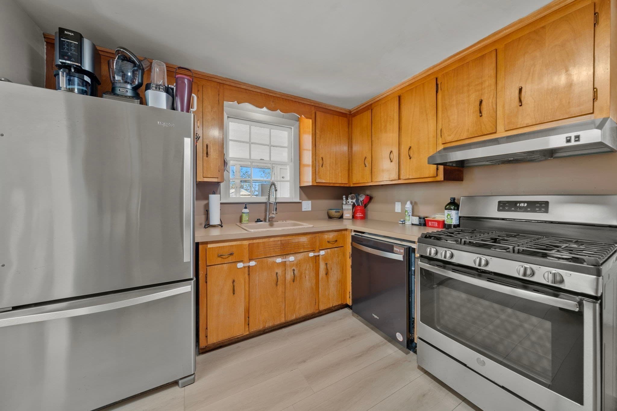Single Family Residence at 18 Thompson Ln, Lynn MA 01904, Lynn, photo 13 of 42