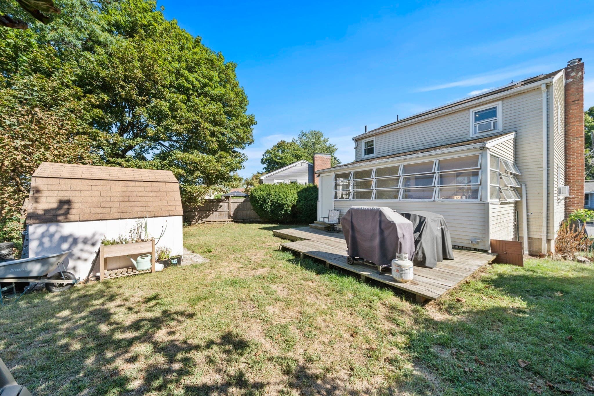 Single Family Residence at 18 Thompson Ln, Lynn MA 01904, Lynn, photo 7 of 42