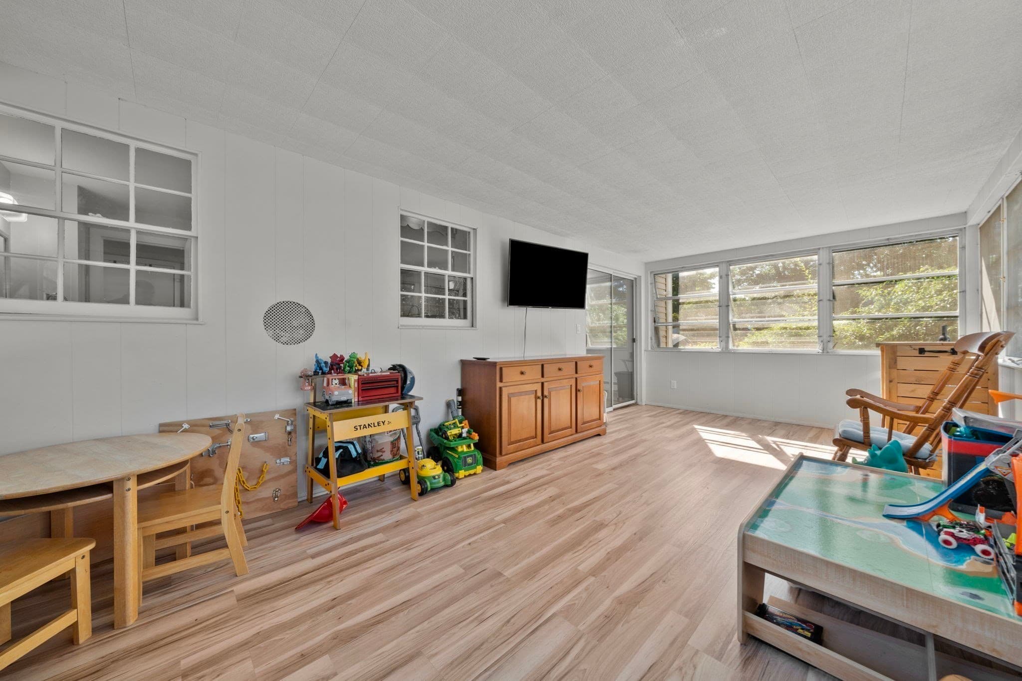 Single Family Residence at 18 Thompson Ln, Lynn MA 01904, Lynn, photo 28 of 42
