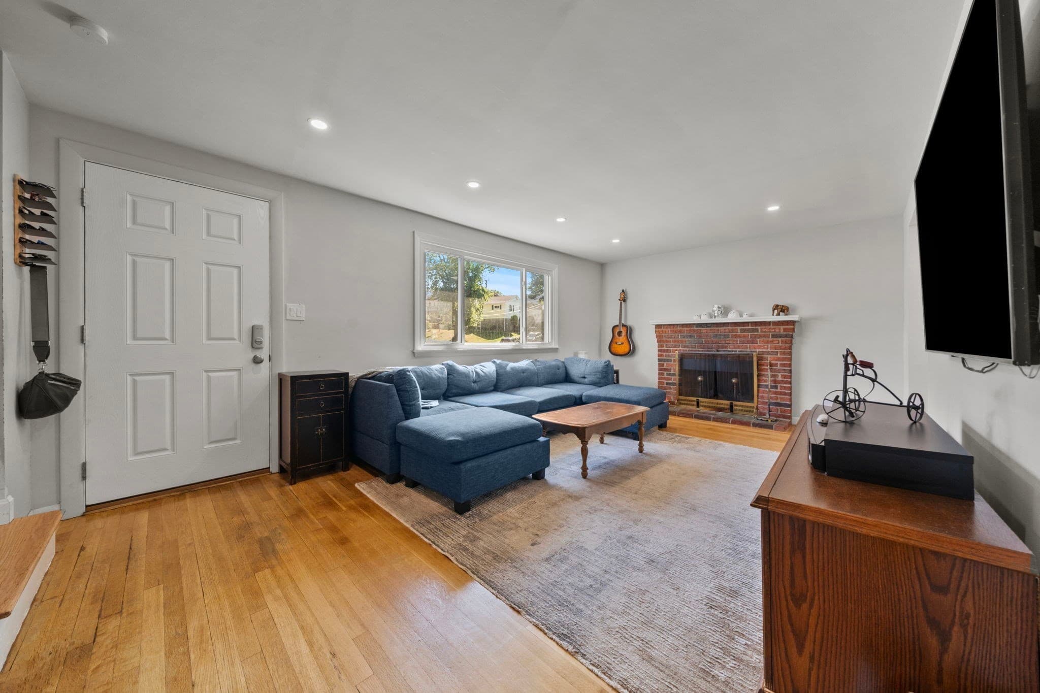 Single Family Residence at 18 Thompson Ln, Lynn MA 01904, Lynn, photo 21 of 42