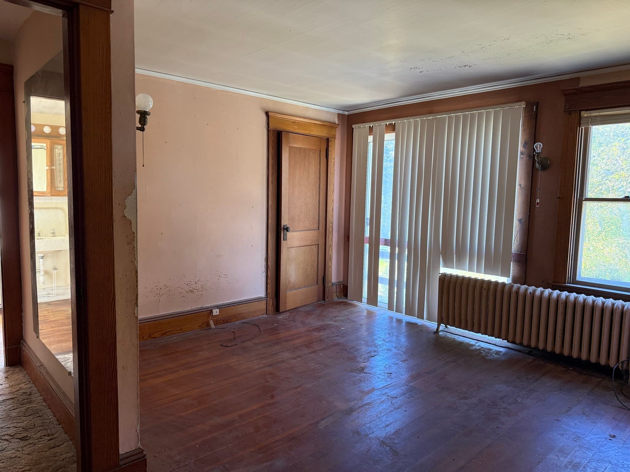Single Family Residence at 381 Slocum Rd, Dartmouth MA 02747, Dartmouth, photo 13 of 16