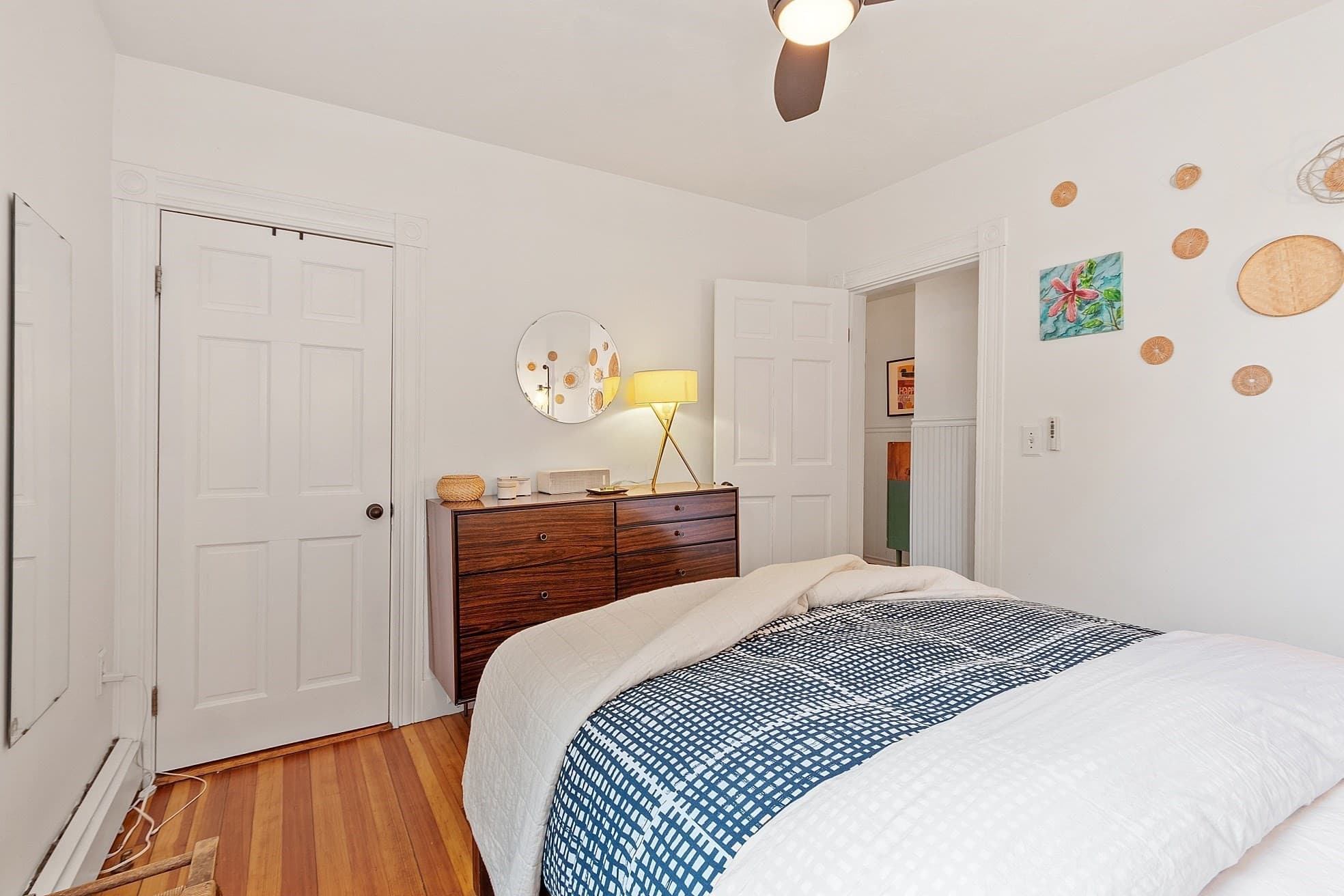 Condominium at 401 Cabot St # 4, Beverly MA 01915, Beverly, photo 16 of 25