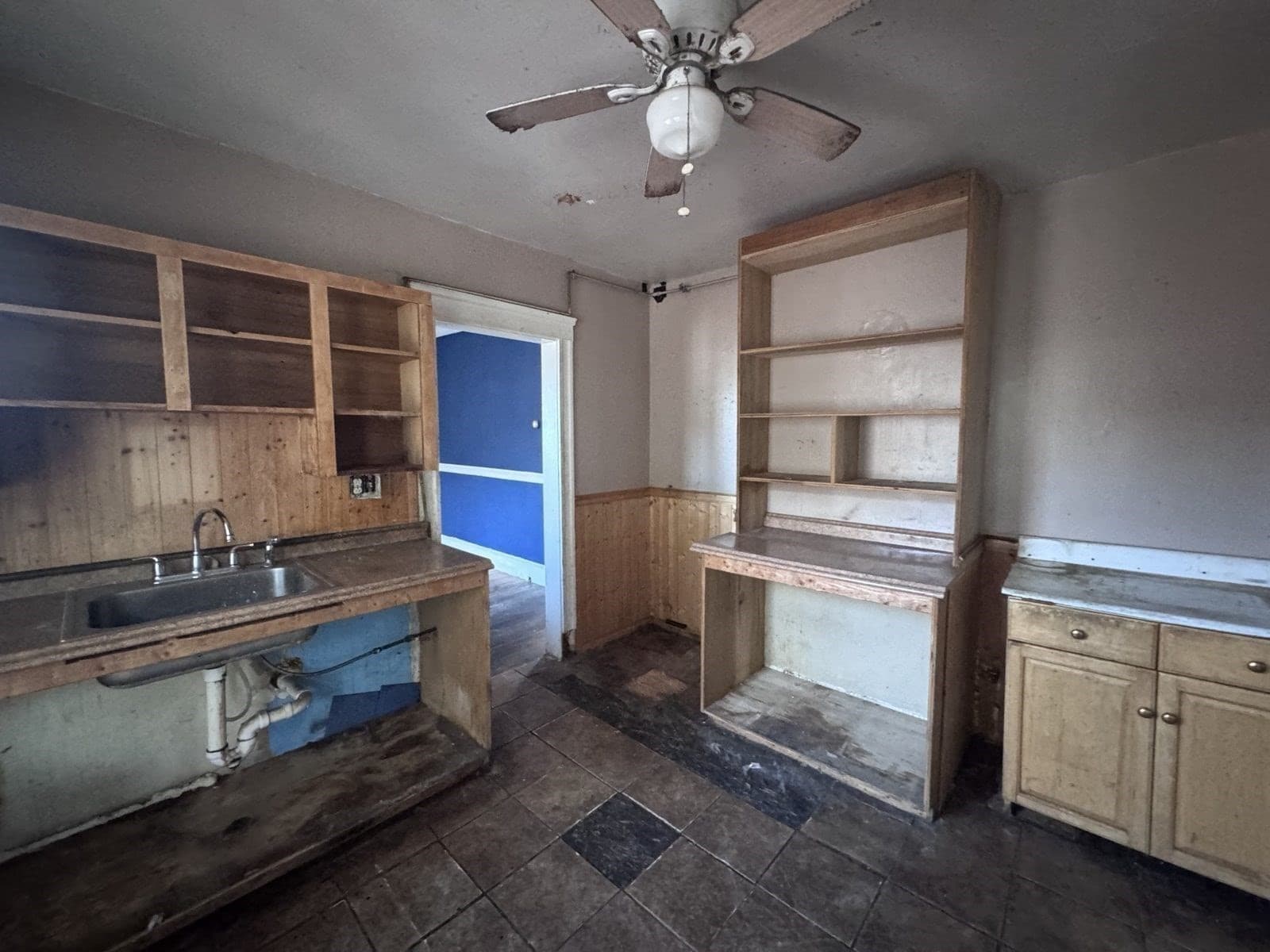 3 Family - 3 Units Up/Down at 79 Fuller Street, Boston MA 02124, Boston, photo 4 of 28