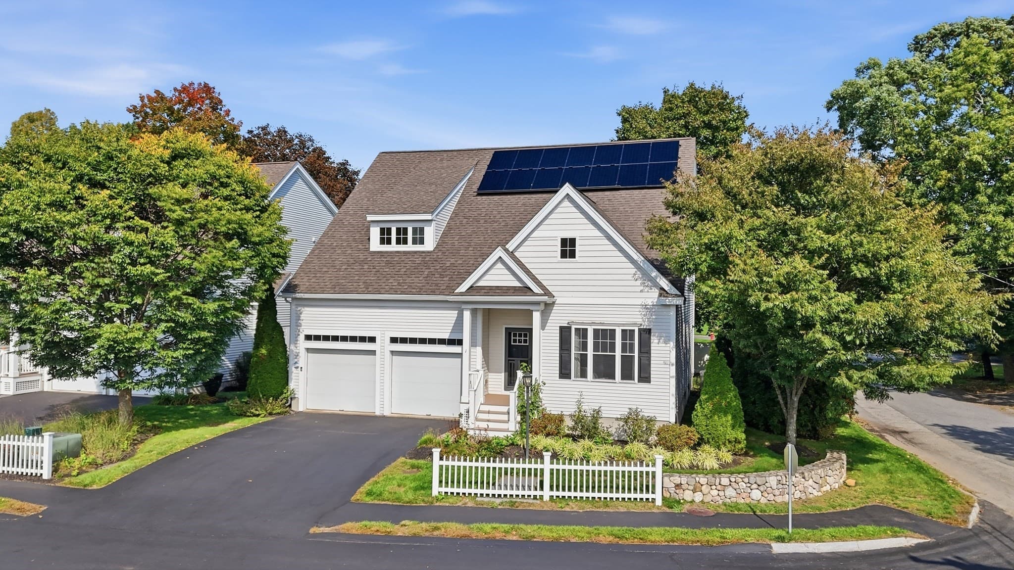 1 Martha Ln, Acton MA 01720