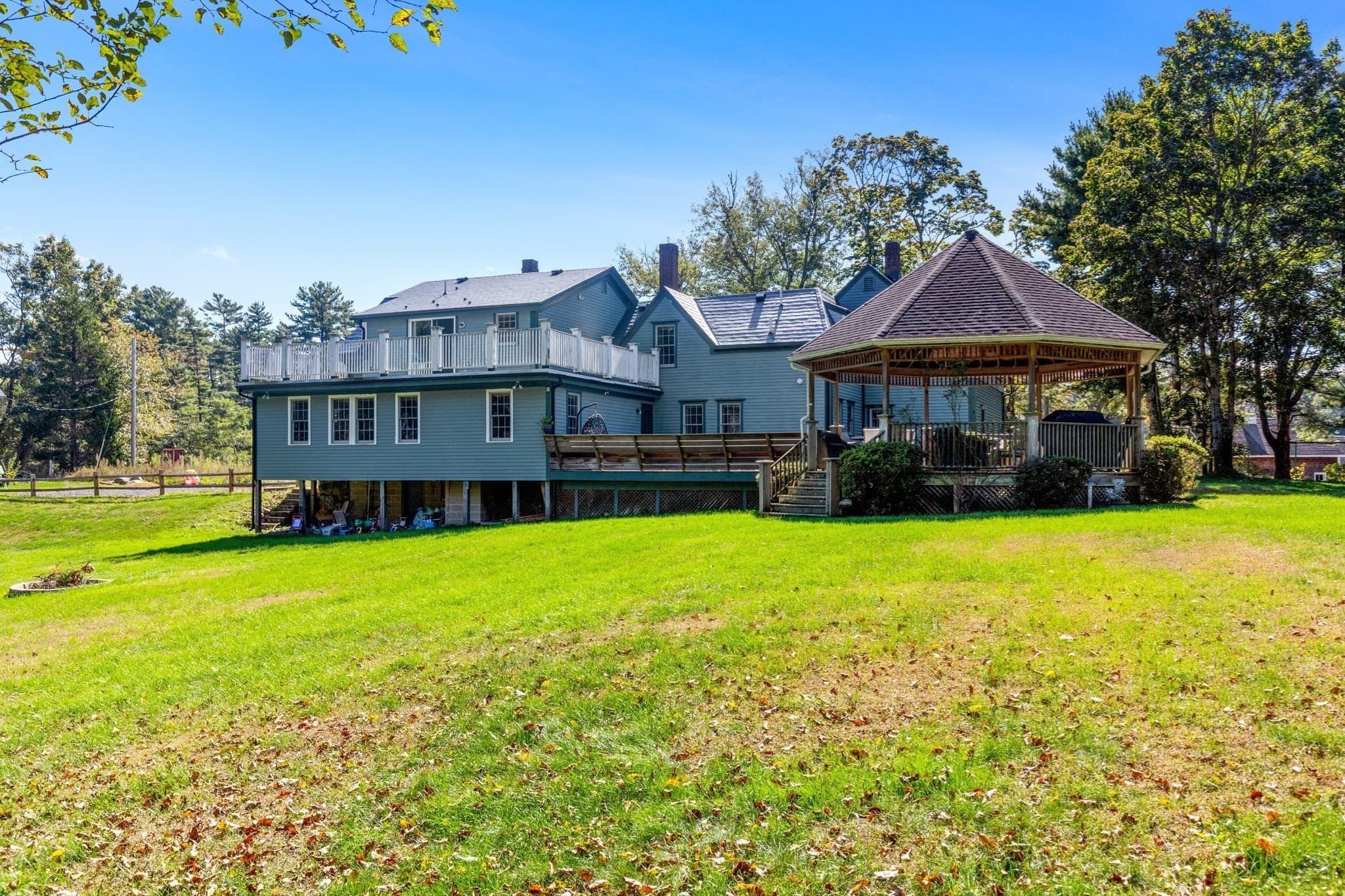Single Family Residence at 18 Lakeview St, Carver MA 02330, Carver, photo 5 of 42