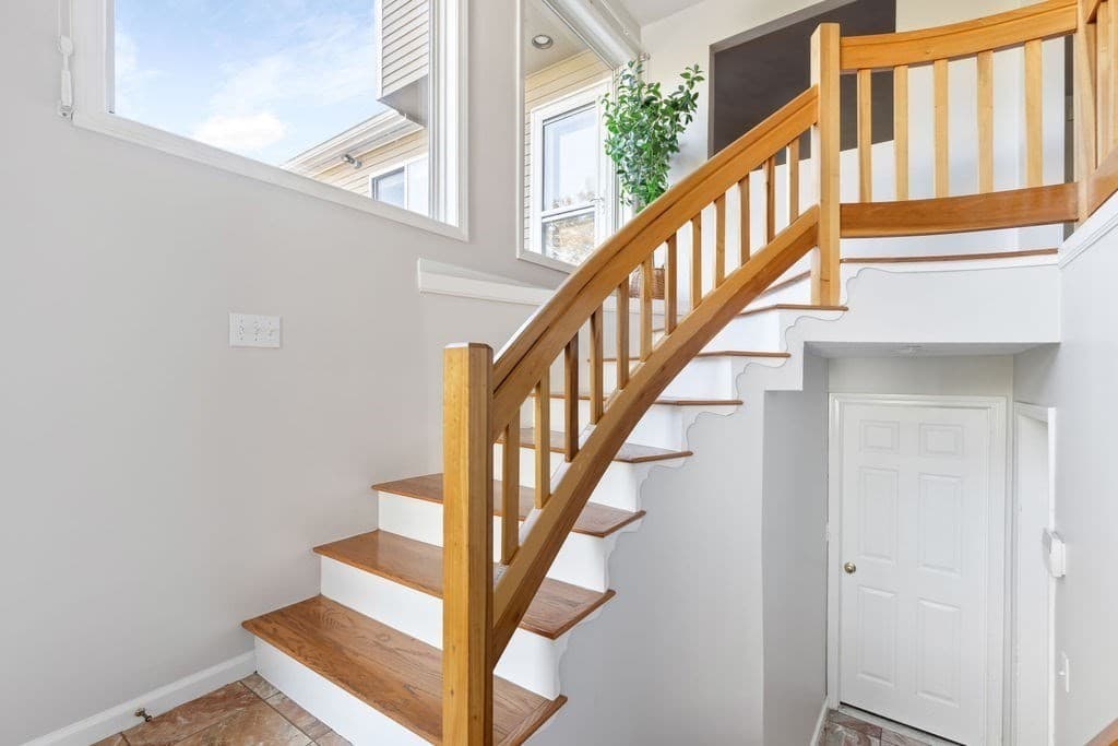 Condominium at 72 Cavendish Cir # 72, Salem MA 01970, Salem, photo 2 of 30