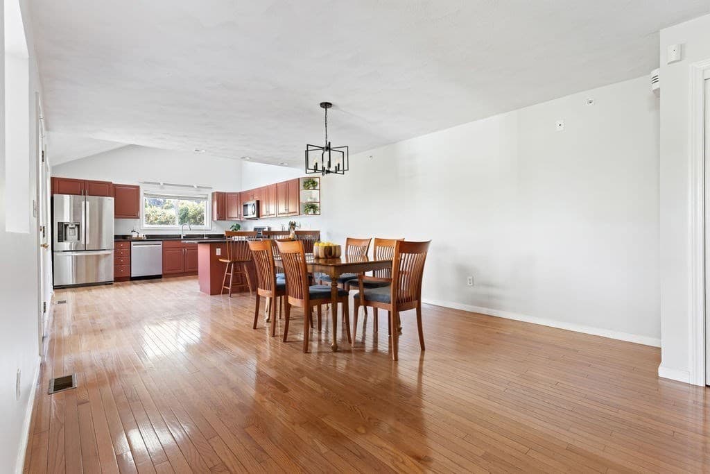 Condominium at 72 Cavendish Cir # 72, Salem MA 01970, Salem, photo 9 of 30