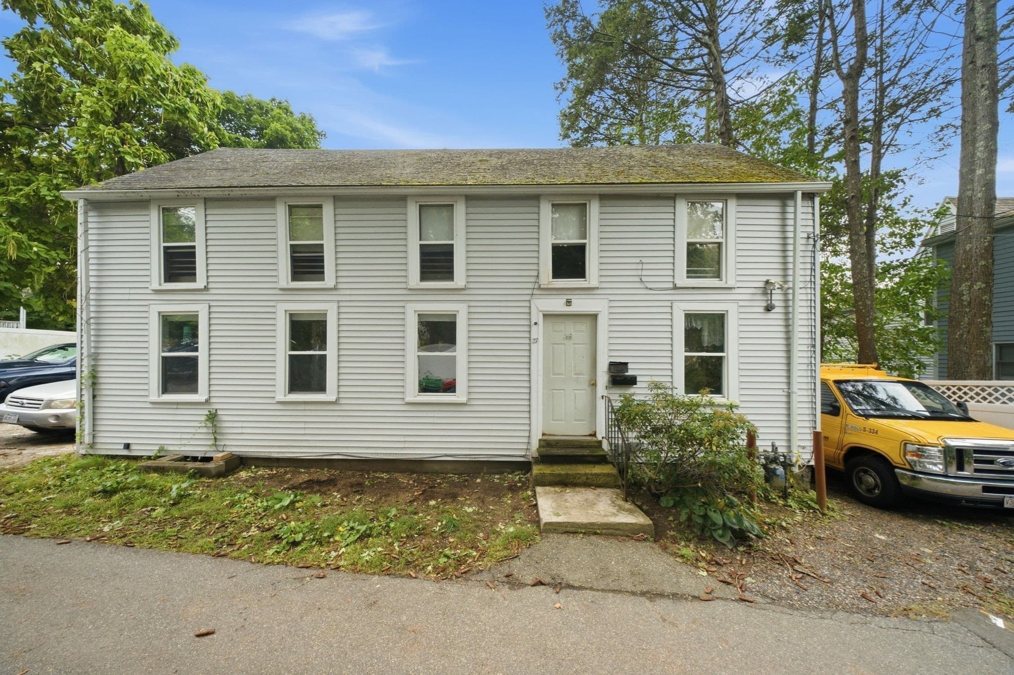 27 Mechanic St, Foxboro MA 02035