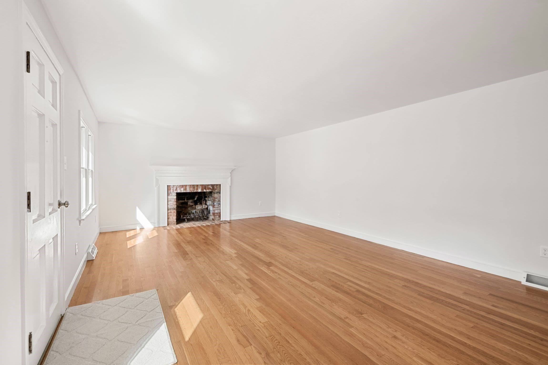 Single Family Residence at 22 Little Ln, Harwich MA 02645, Harwich, photo 2 of 32