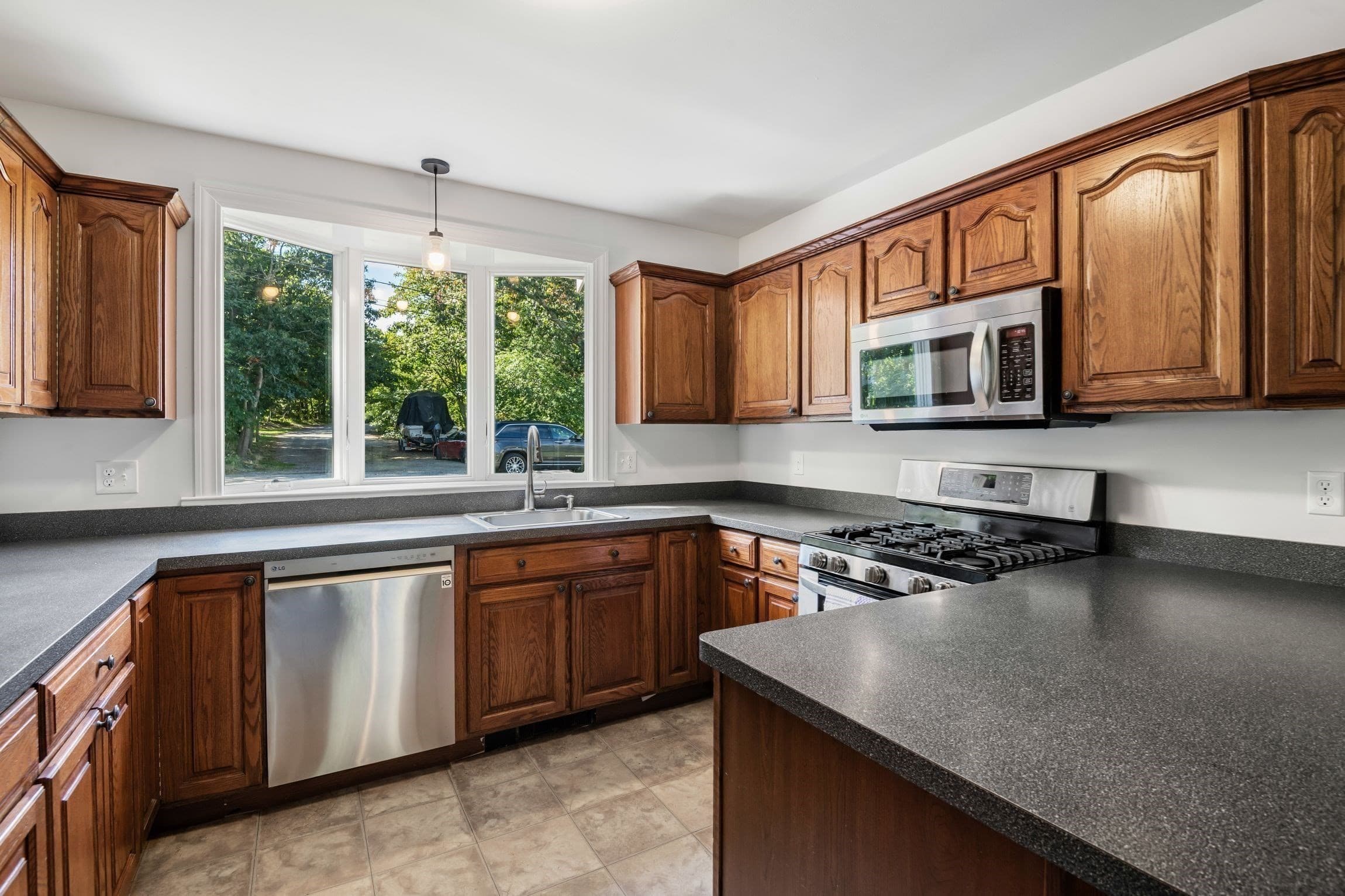 Single Family Residence at 22 Little Ln, Harwich MA 02645, Harwich, photo 13 of 32