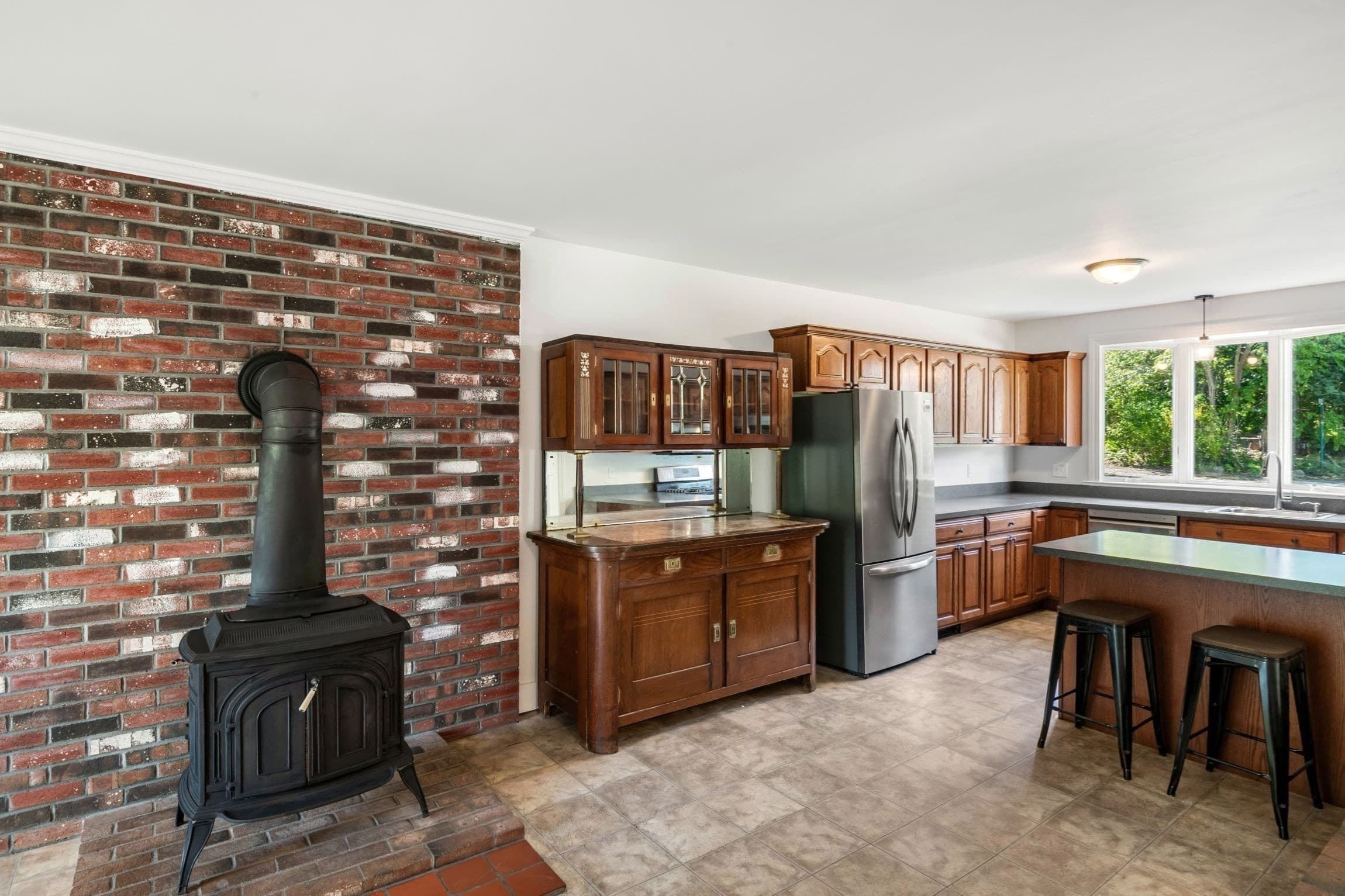 Single Family Residence at 22 Little Ln, Harwich MA 02645, Harwich, photo 10 of 32