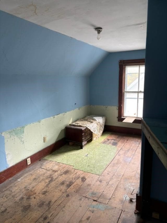2 Family - 2 Units Side by Side at 9-11 English Row, Grafton MA 01560, Grafton, photo 15 of 27