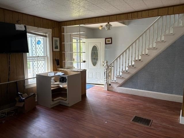 2 Family - 2 Units Side by Side at 9-11 English Row, Grafton MA 01560, Grafton, photo 4 of 27