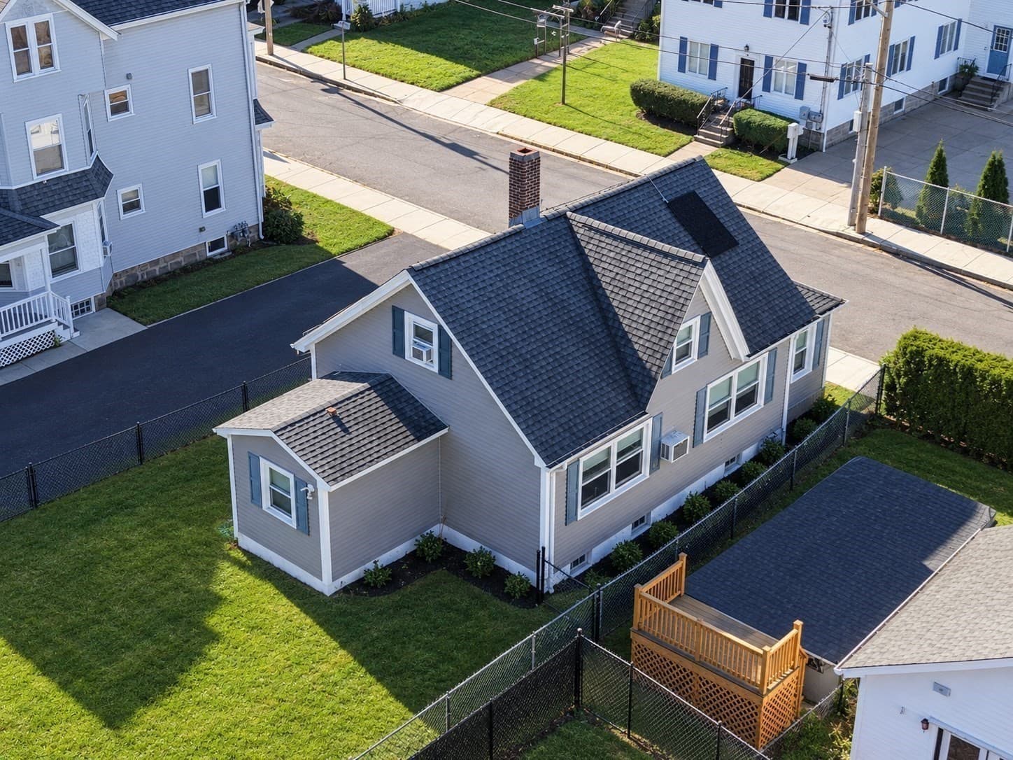 Single Family Residence at 40 Vestal St, Fall River MA 02720, Fall River, photo 2 of 21