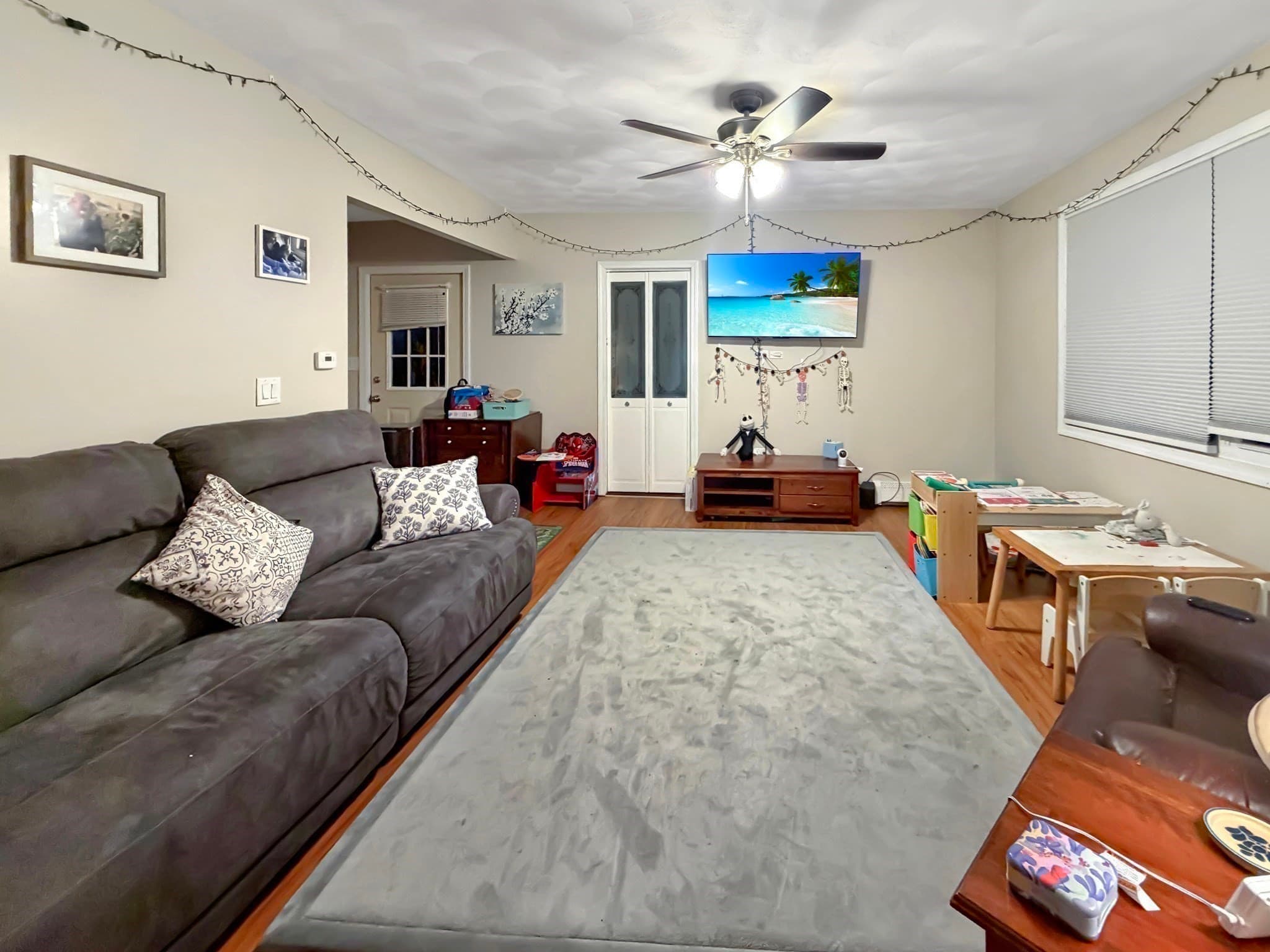 Single Family Residence at 40 Vestal St, Fall River MA 02720, Fall River, photo 10 of 21