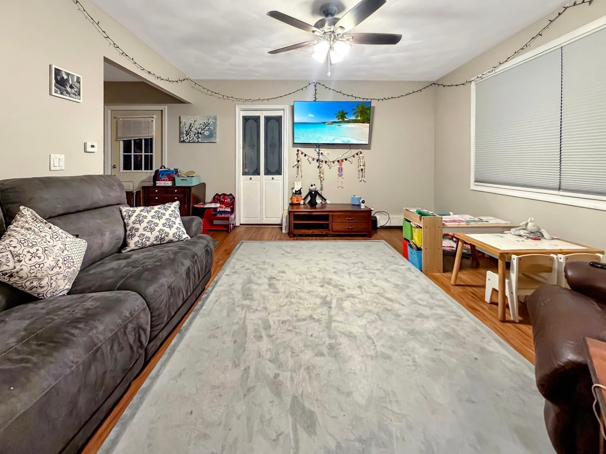 Single Family Residence at 40 Vestal St, Fall River MA 02720, Fall River, photo 11 of 21