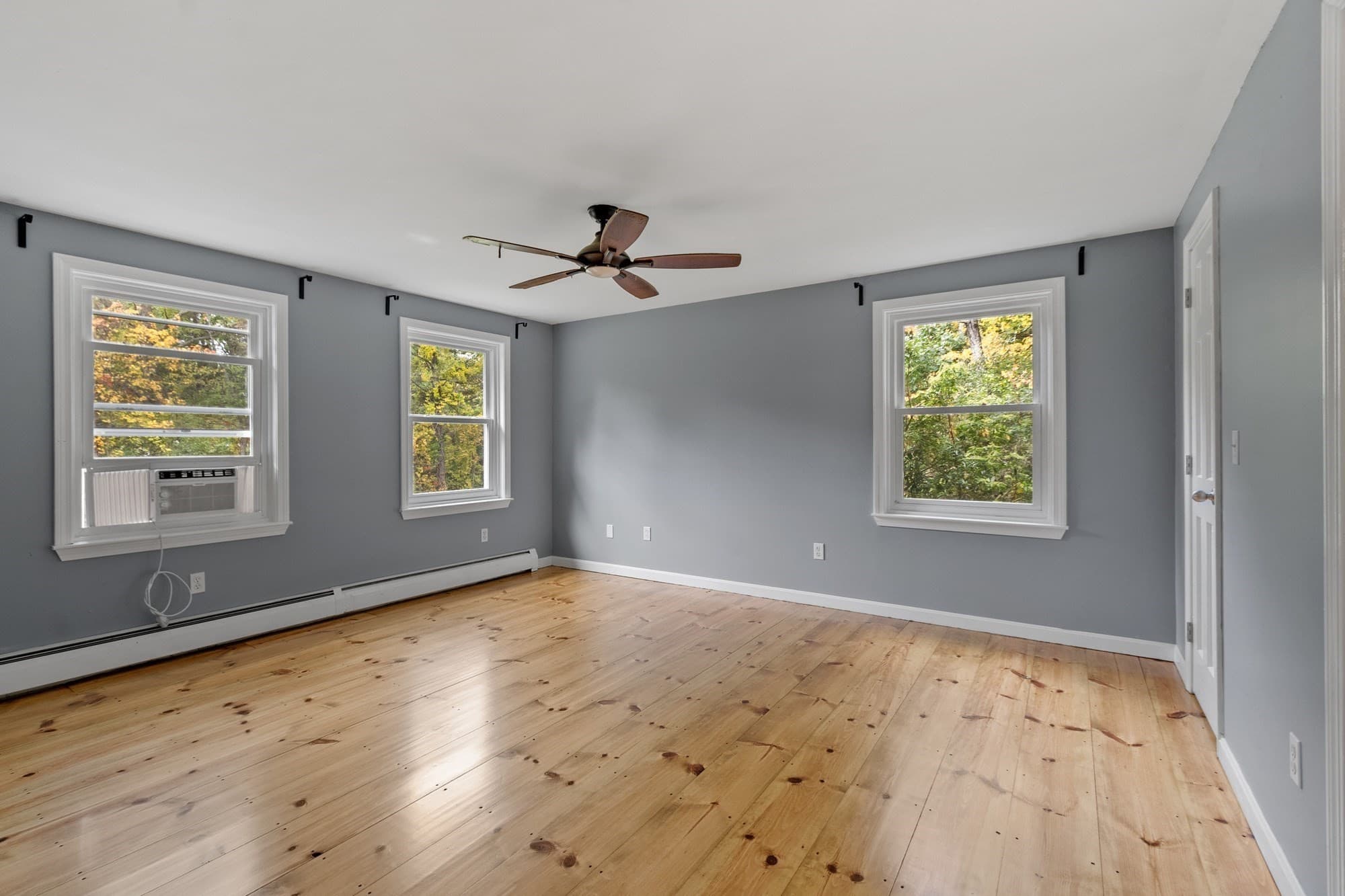 Single Family Residence at 104 Sawyer St, Gardner MA 01440, Gardner, photo 16 of 41