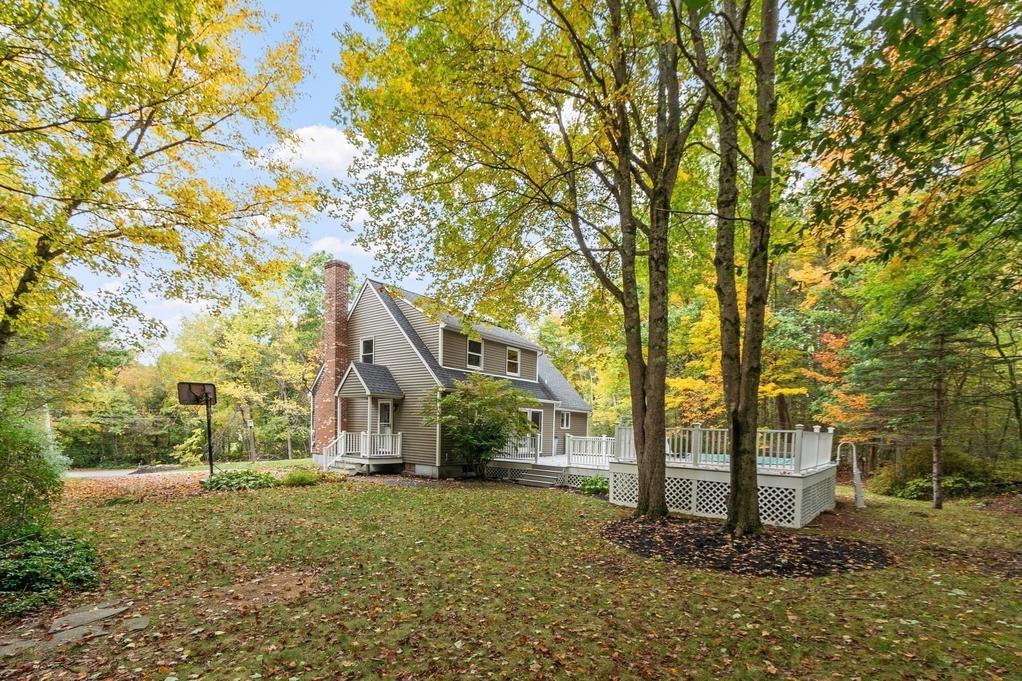 Single Family Residence at 104 Sawyer St, Gardner MA 01440, Gardner, photo 36 of 41