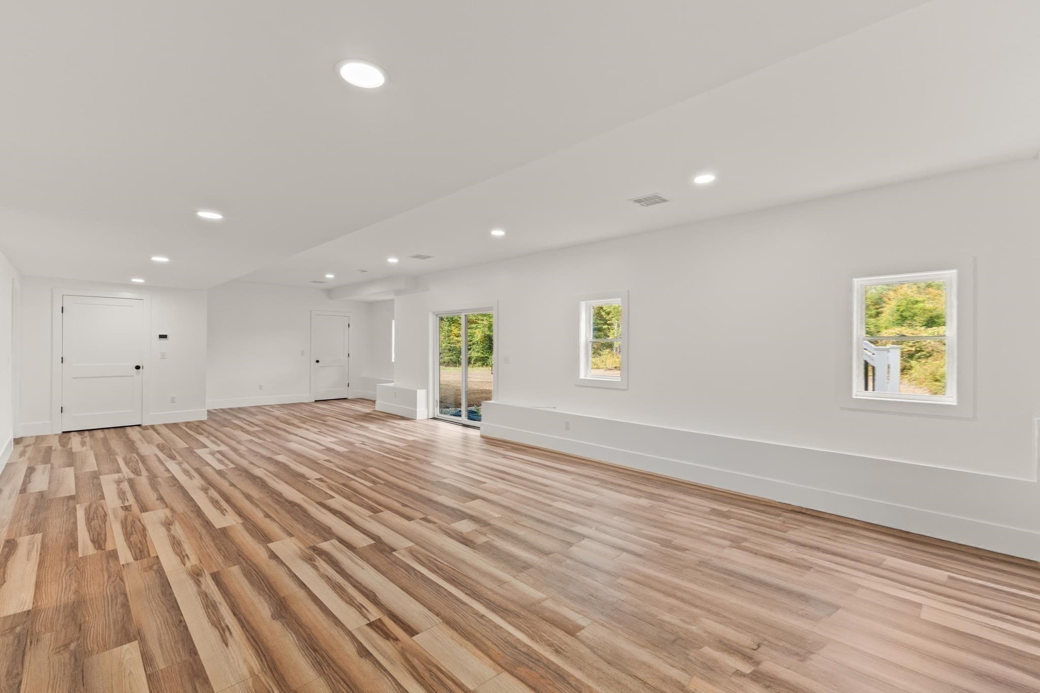 Single Family Residence at 11 Hiawatha Trl, Bridgewater MA 02324, Bridgewater, photo 36 of 42