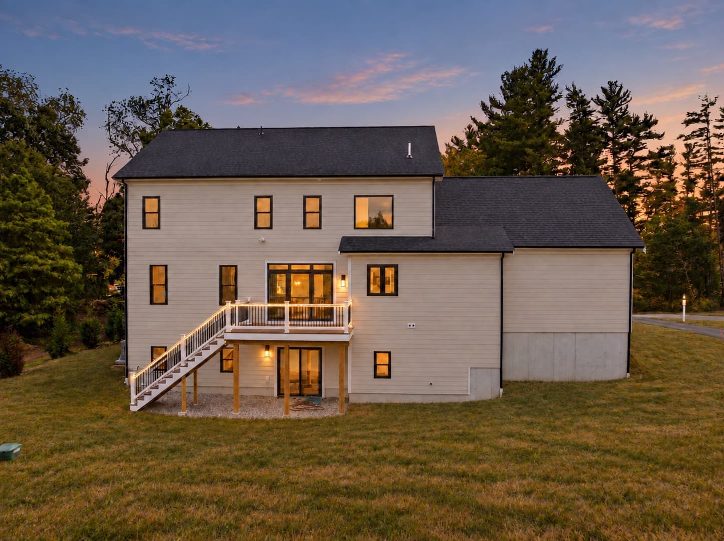Single Family Residence at 11 Hiawatha Trl, Bridgewater MA 02324, Bridgewater, photo 39 of 42
