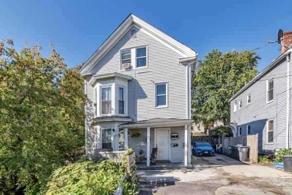 3 Family at 4 Avon Place, Haverhill MA 01832, Haverhill, photo 2 of 26