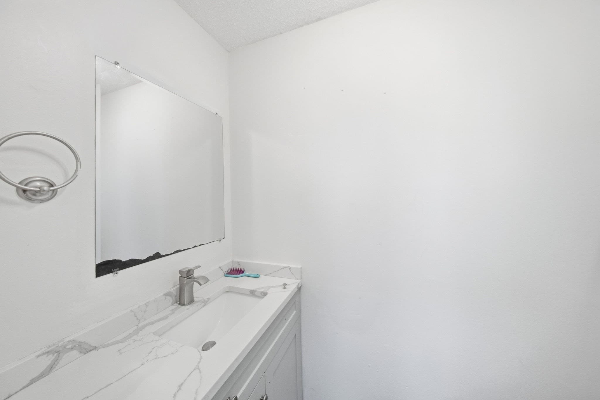 Duplex at 19-21 Moore Ave, Franklin MA 02038, Franklin, photo 22 of 33
