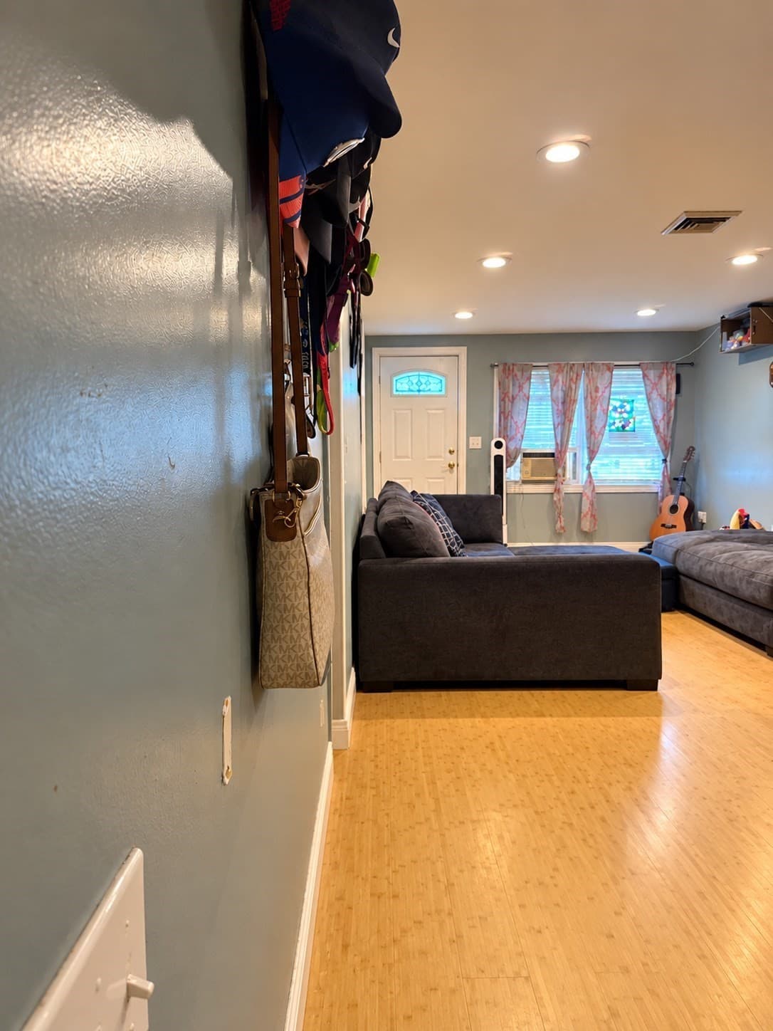 Single Family Residence at 96 Birch St, Attleboro MA 02703, Attleboro, photo 7 of 14