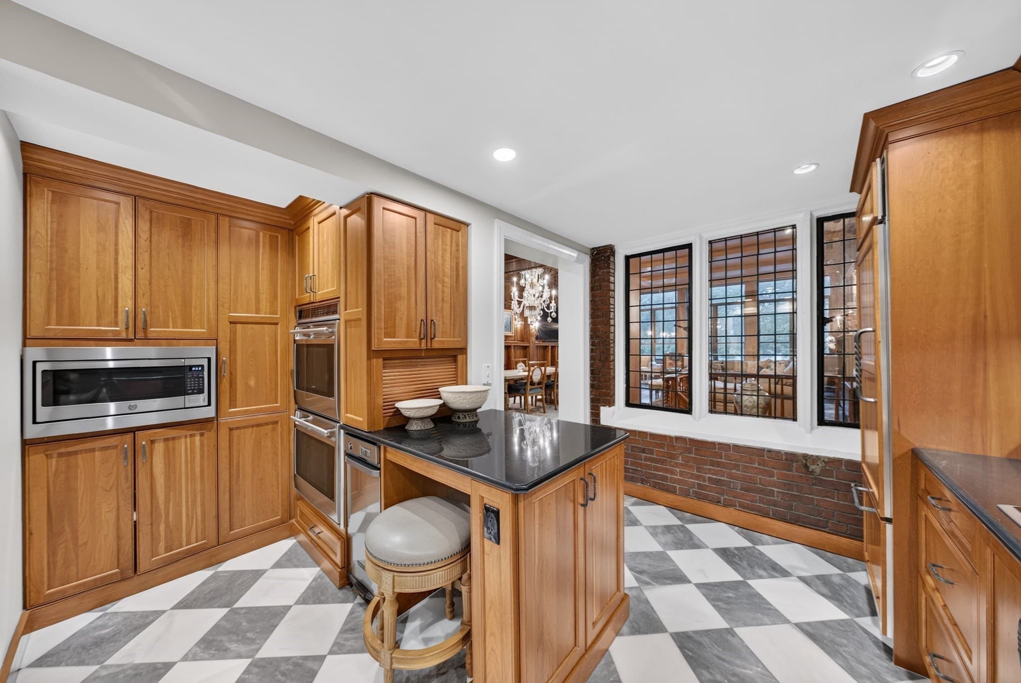 Condominium at 414 Beacon Street, Boston MA 02115, Boston, photo 5 of 21
