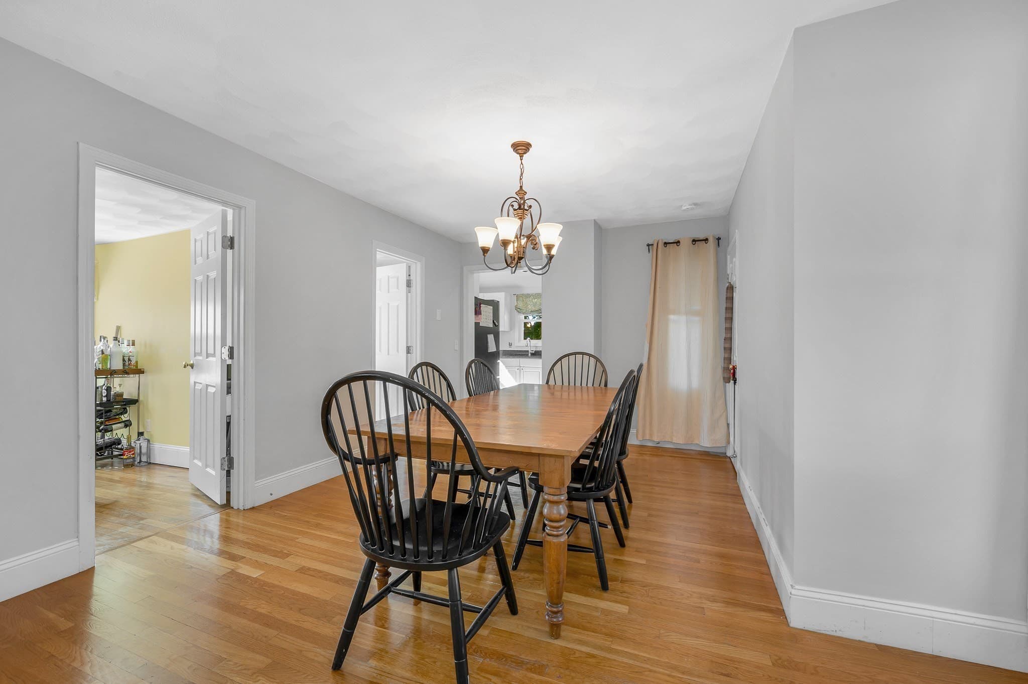 Single Family Residence at 37 Dudley St, North Andover MA 01845, North Andover, photo 6 of 40