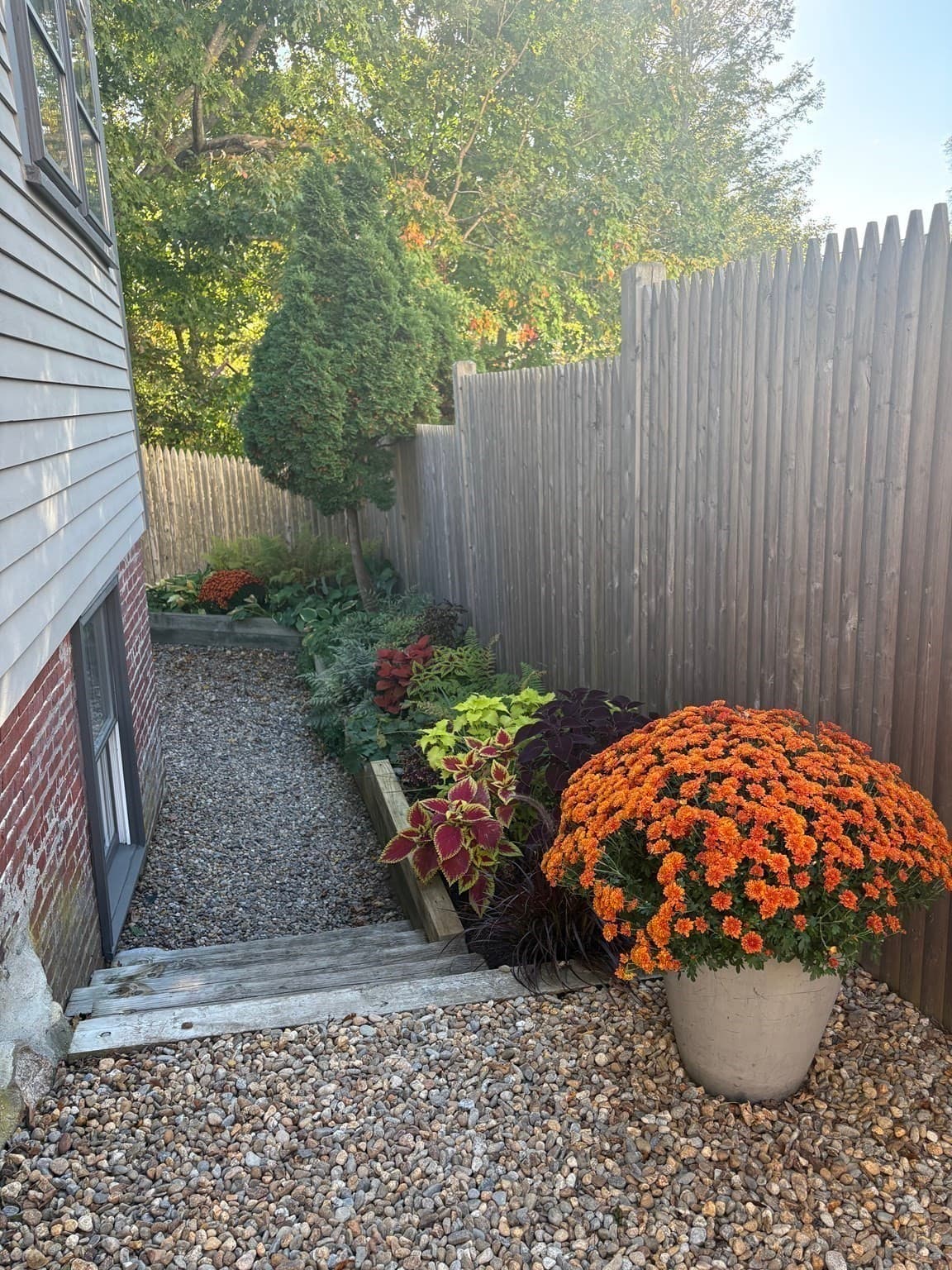 Condominium at 20 Chestnut Street # 20, Newburyport MA 01950, Newburyport, photo 6 of 37