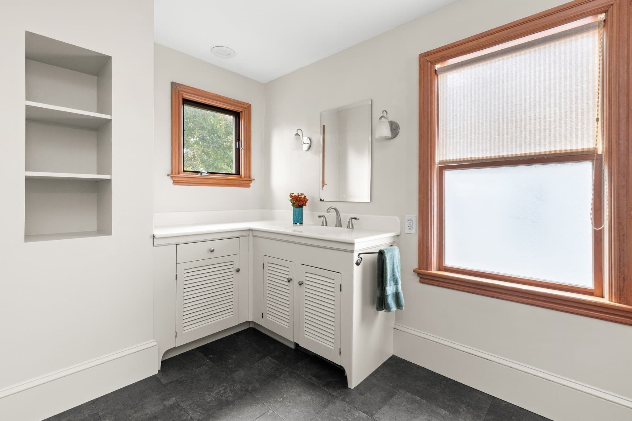 Condominium at 20 Chestnut Street # 20, Newburyport MA 01950, Newburyport, photo 18 of 37