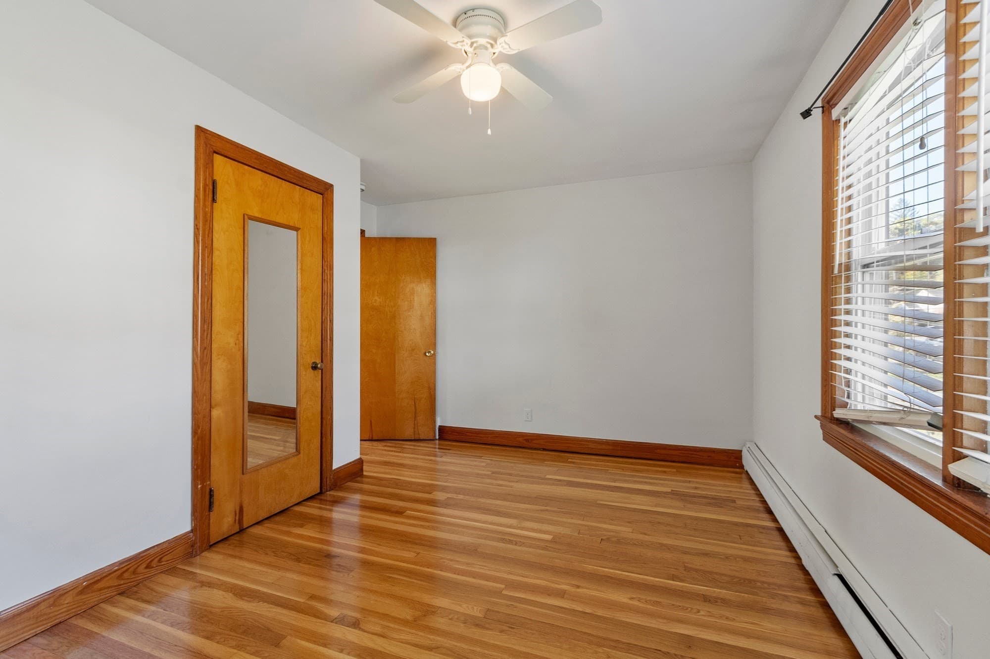 Single Family Residence at 29 Elizabeth St, Gardner MA 01440, Gardner, photo 16 of 26