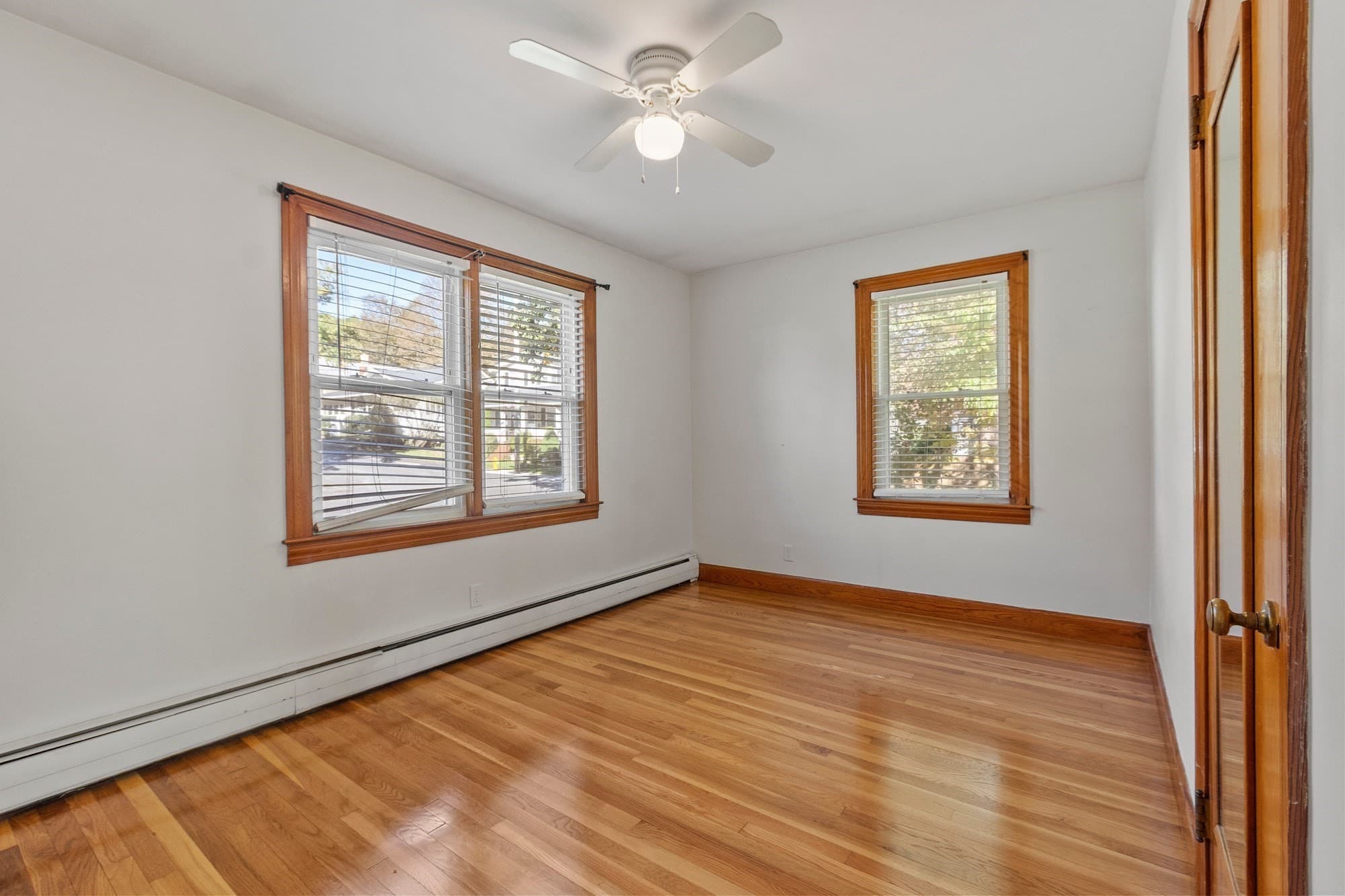 Single Family Residence at 29 Elizabeth St, Gardner MA 01440, Gardner, photo 14 of 26
