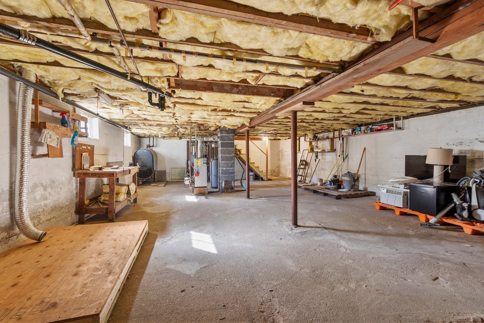 Single Family Residence at 29 Elizabeth St, Gardner MA 01440, Gardner, photo 21 of 26
