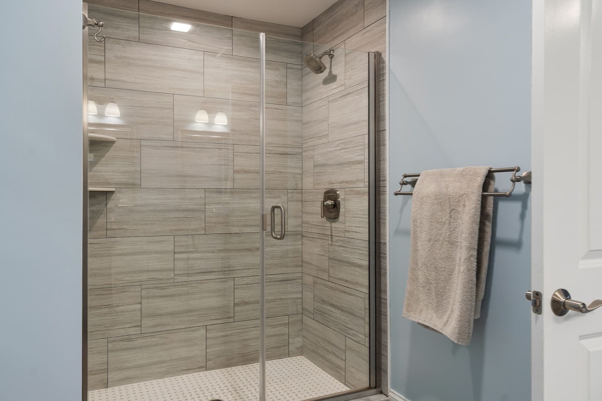 Condominium at 34 Cutter Lane # 69, Amesbury MA 01913, Amesbury, photo 20 of 38