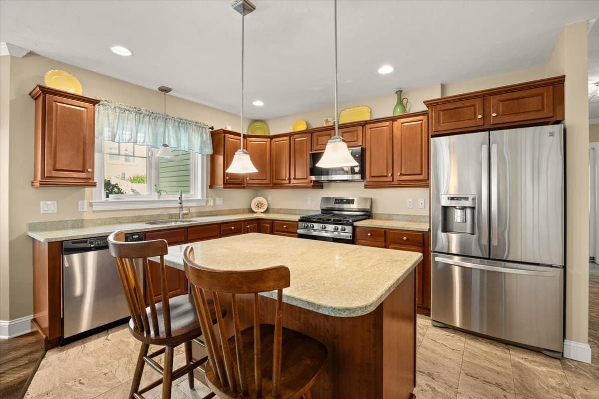 Condominium at 1 Crows Nest Ln # 1, Marshfield MA 02050, Marshfield, photo 6 of 42
