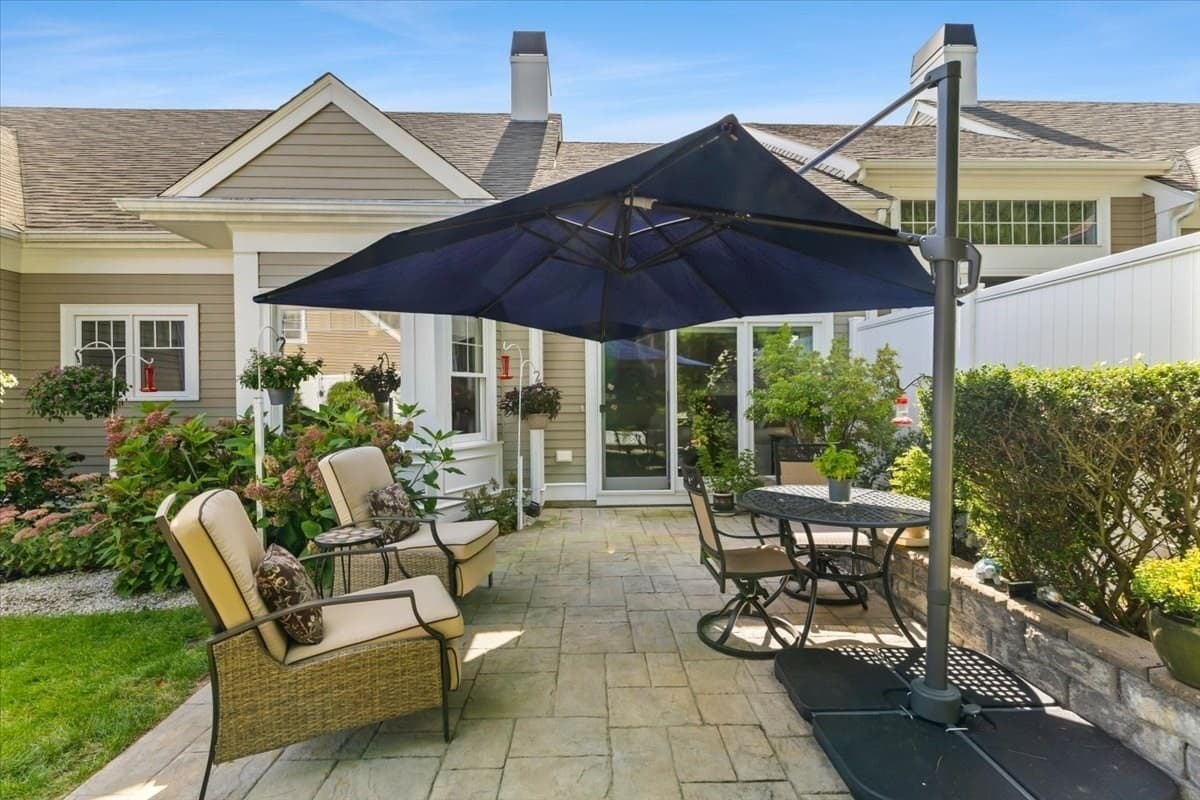 Condominium at 1 Crows Nest Ln # 1, Marshfield MA 02050, Marshfield, photo 32 of 42