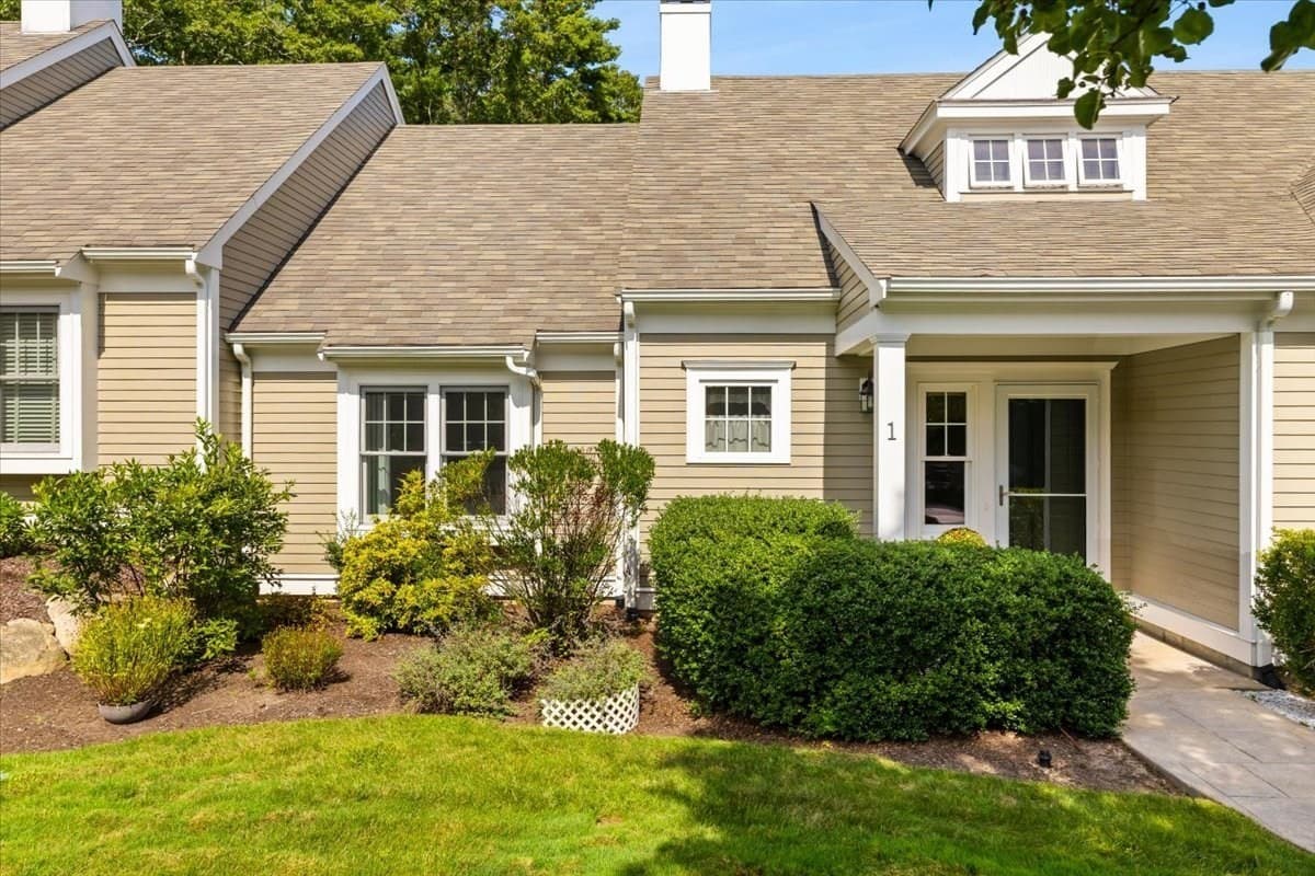 1 Crows Nest Ln # 1, Marshfield MA 02050