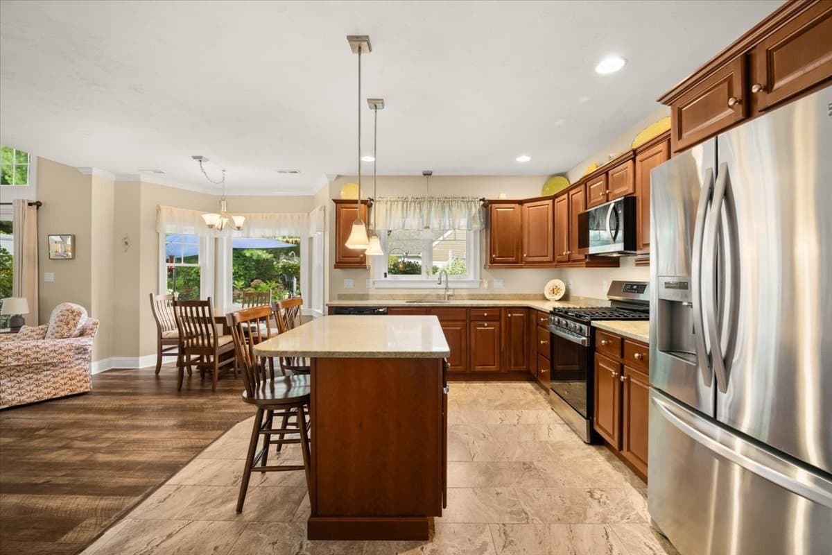 Condominium at 1 Crows Nest Ln # 1, Marshfield MA 02050, Marshfield, photo 9 of 42