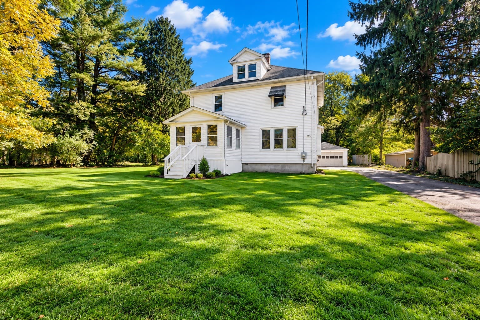 Single Family Residence at 664 East Street, Wrentham MA 02093, Wrentham, photo 2 of 35
