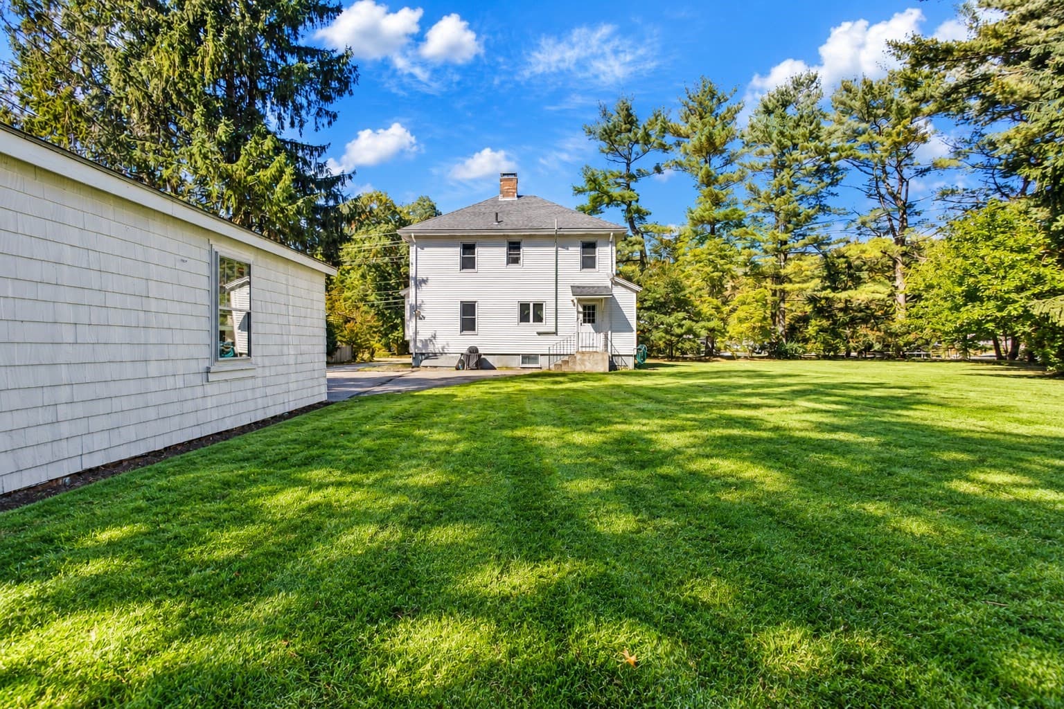 Single Family Residence at 664 East Street, Wrentham MA 02093, Wrentham, photo 8 of 35