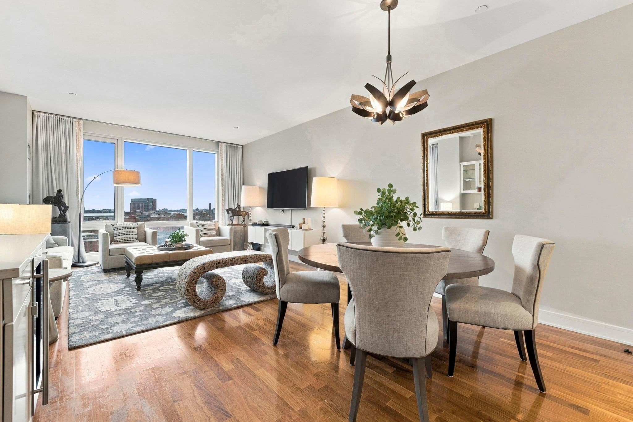 Condominium at 500 Atlantic Ave # 15L, Boston MA 02210, Boston, photo 2 of 11