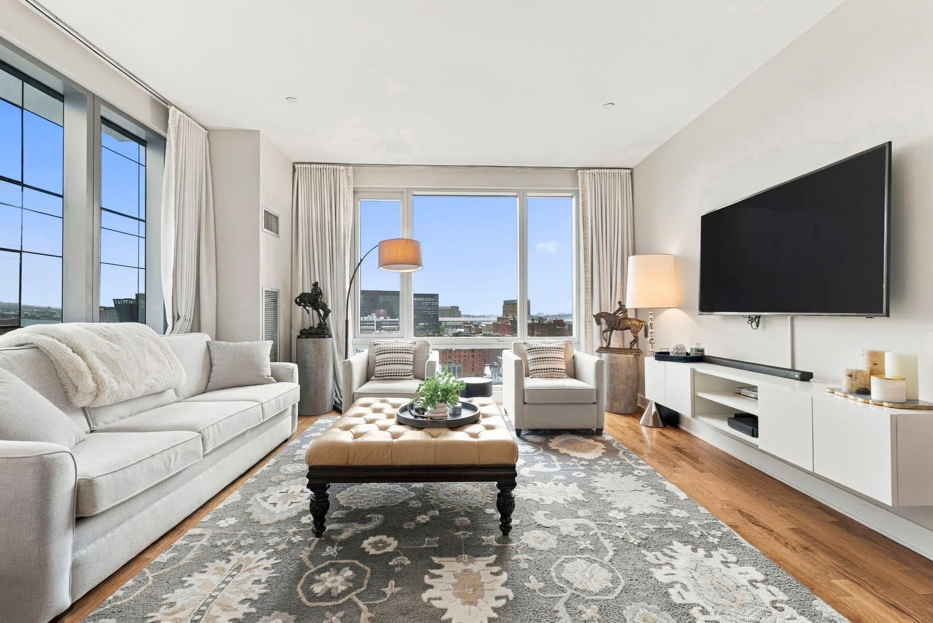 500 Atlantic Ave # 15L, Boston MA 02210