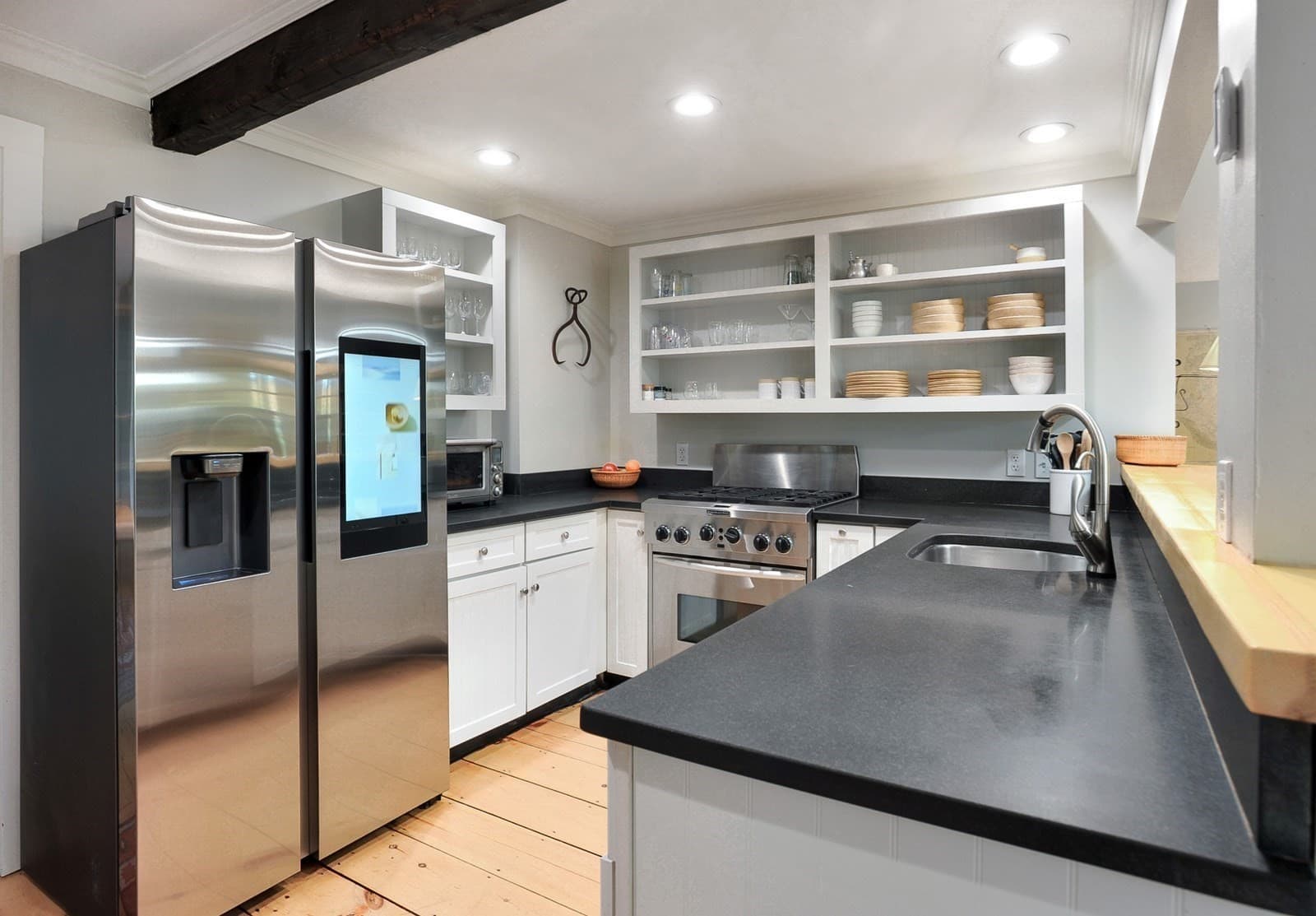 Single Family Residence at 149 Temple St, Duxbury MA 02332, Duxbury, photo 6 of 37